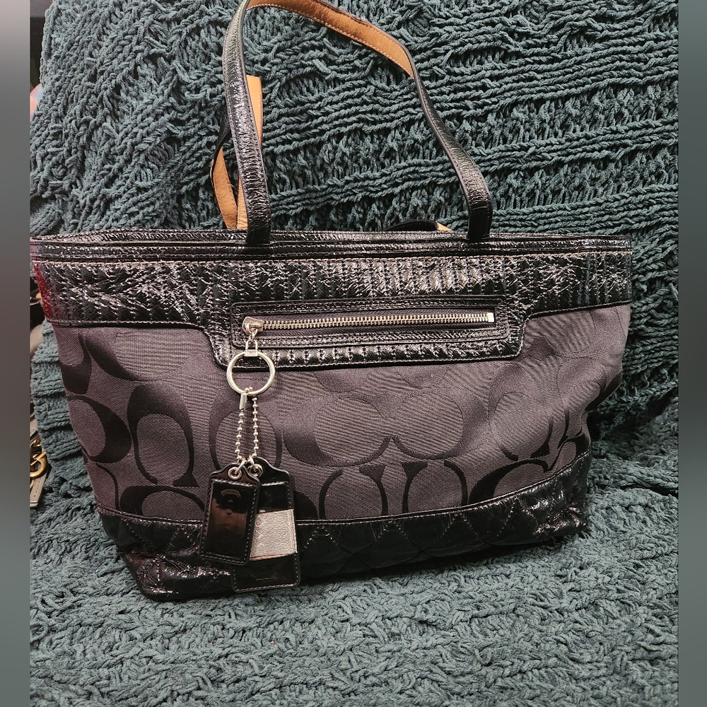 Coach Poppy Signature Quilted Black Tote